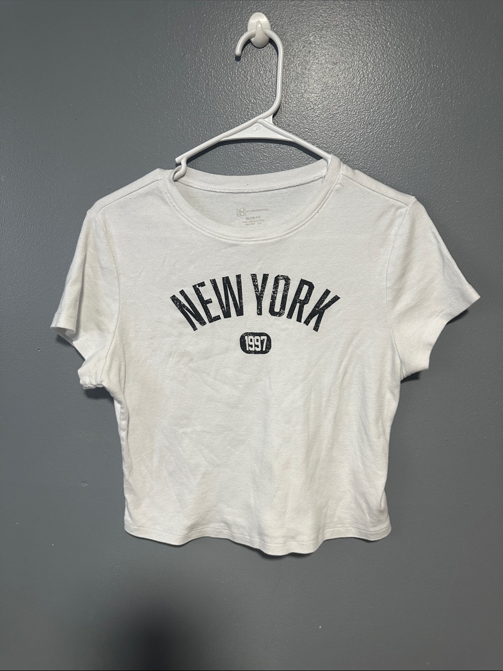 No Boundaries White New York Graphic Crop Top